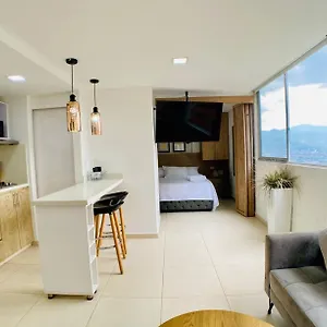 Cozy Apto In Poblado , Medellín Colombia